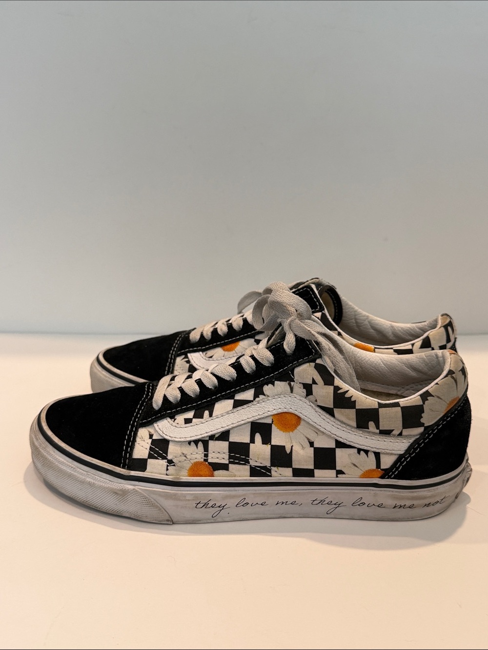 Vans Old Skool Love Me Love Me Not sneakers unisex men’s 7 women’s 8.5 Daisy